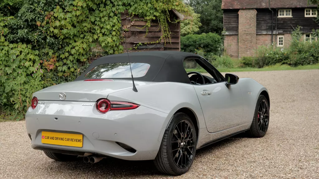 Mazda MX-5 2.0 184 Exclusive-Line 2dr